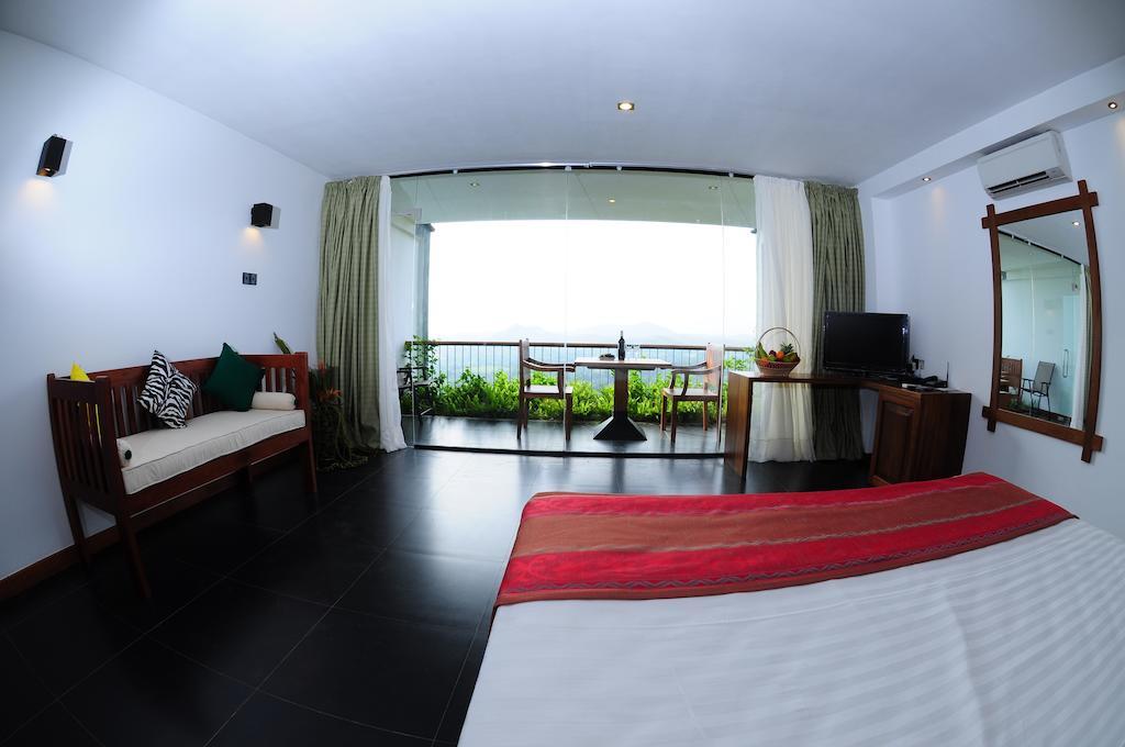 Kithul Kanda The Mountain Resort Padukka Chambre photo